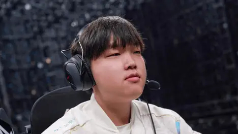 电竞精神绽放：LPL涅槃之路的团队协作与逆风翻盘启示-安博电竞